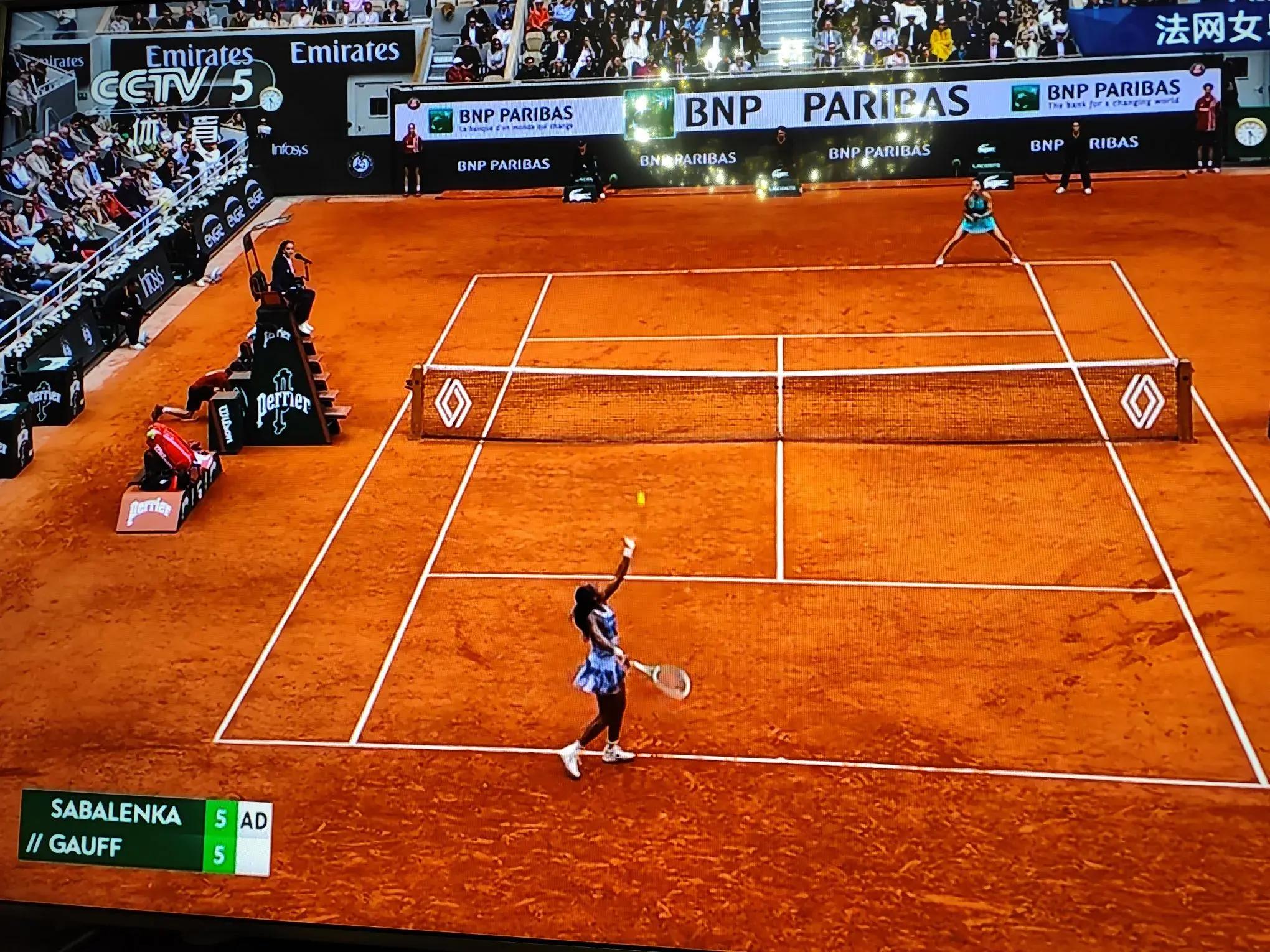 爱游戏官网-美网险胜蒙特卡洛大师赛，蒂姆统治全场