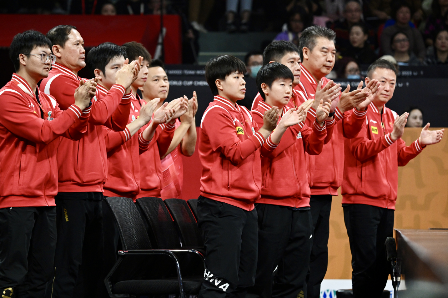 爱游戏2026-日本队力克韩国队，波尔惊艳四座