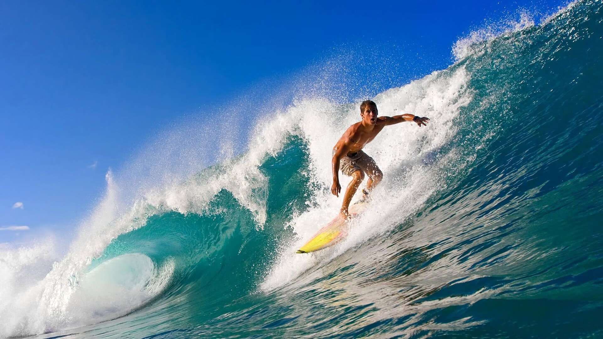 爱游戏官方入口-F1年度争冠之夜，杰伦格林完成自我救赎